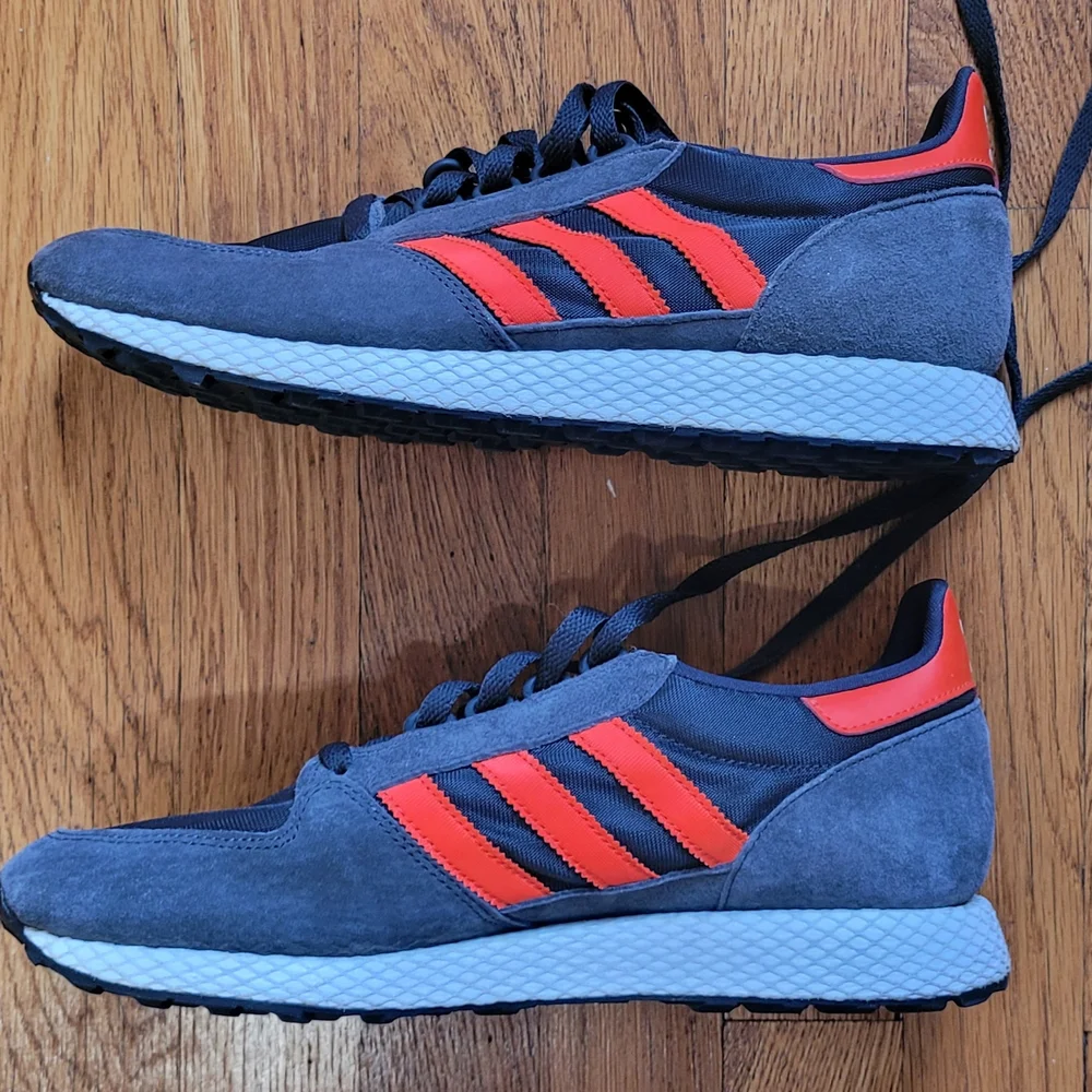 Adidas Gray and Orange/Red Low-Top Sneakers - Like New